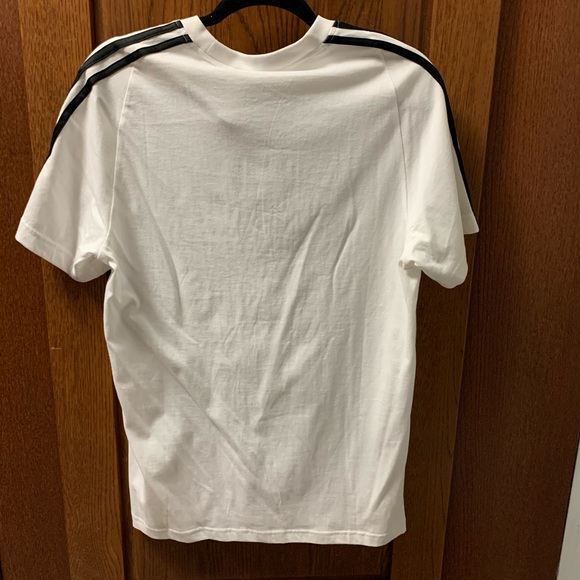 Adidas T-Shirt - Picture 5 of 5